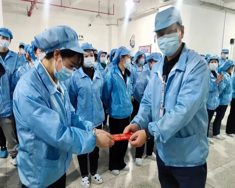 送溫暖 傳真情 | 精華股份走訪(fǎng)慰問(wèn)困難員工(圖2)