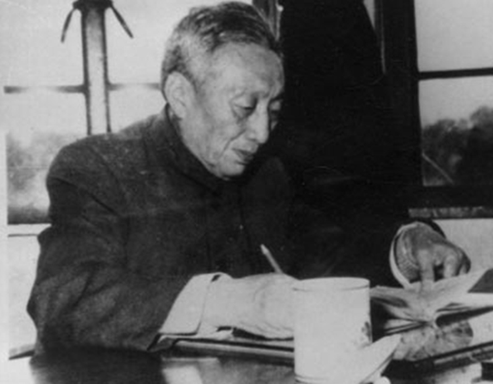 精華股份黨支部組織觀(guān)看愛(ài)國主題影片《望道》(圖3)