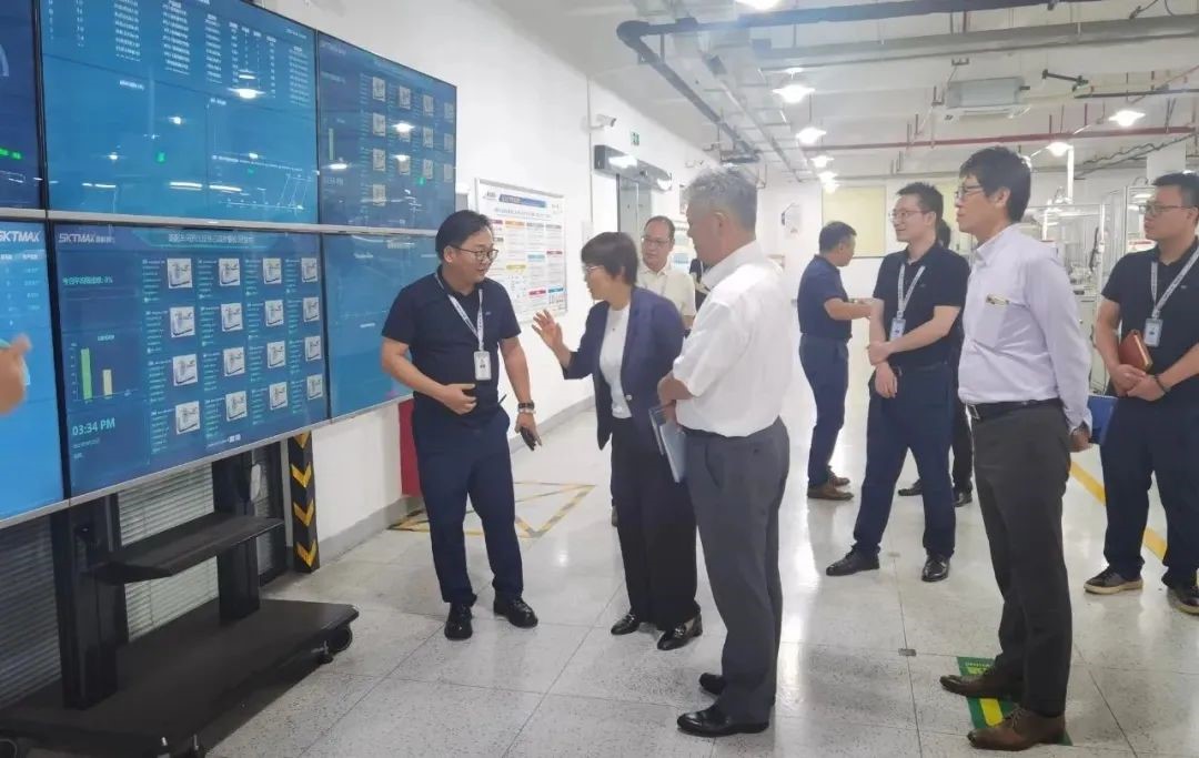 ALSI&阿爾卑斯一行蒞臨我司參觀(guān)交流(圖2)