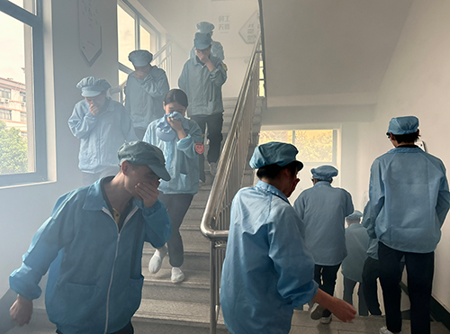精華股份開(kāi)展2023年度消防逃生、應急救援演練活動(dòng)(圖6)