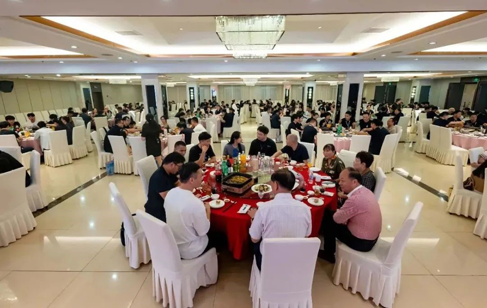 月滿(mǎn)華誕 情滿(mǎn)雙節 | 精華股份2023年中秋團圓宴圓滿(mǎn)舉行(圖1)