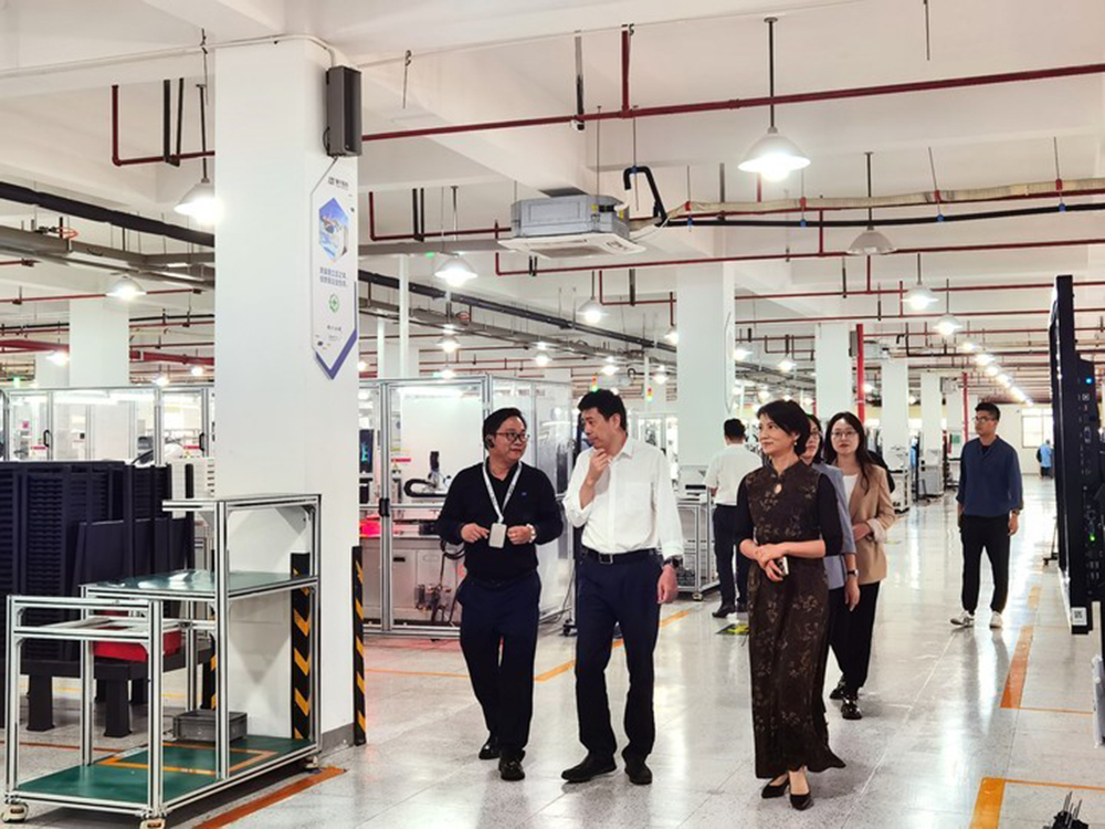 駐浙江省委統戰部紀檢監察組一行蒞臨我司參觀(guān)調研(圖2)