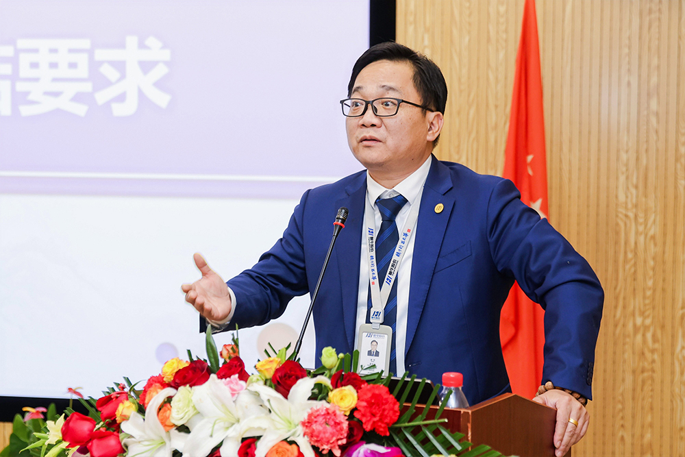 精華股份2023年度經(jīng)營(yíng)會(huì )議暨尾牙宴圓滿(mǎn)召開(kāi)(圖6)