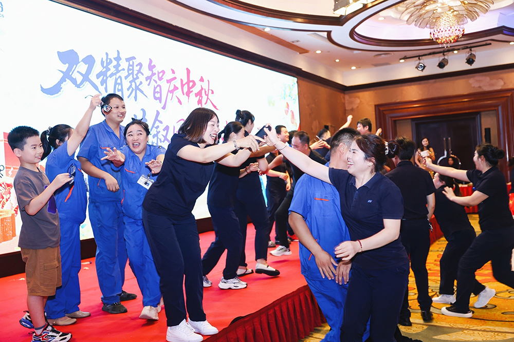 雙精聚智慶中秋，共敘團圓話(huà)未來(lái)  精成車(chē)業(yè) & 精華股份2025年中秋團圓宴圓滿(mǎn)舉行(圖9)